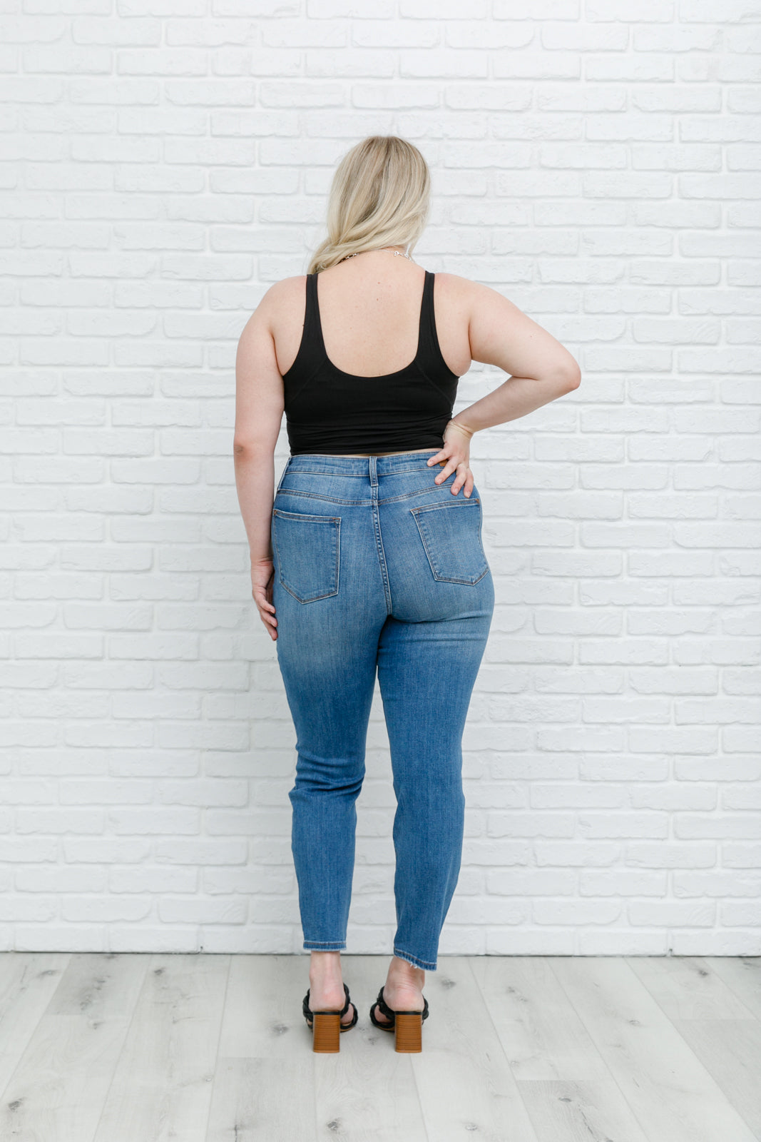 Move With Me Black Tank -DS