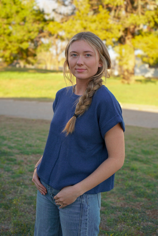 DS - Lite Navy - Short Sleeve Crew Neck Sweater