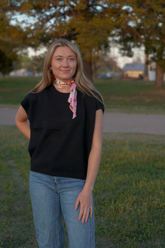 DS- Black - Viscose Sweater vest