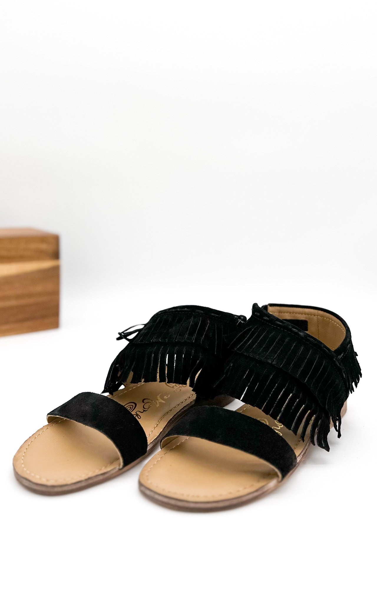 Fringe Star Sandal in Black -DS