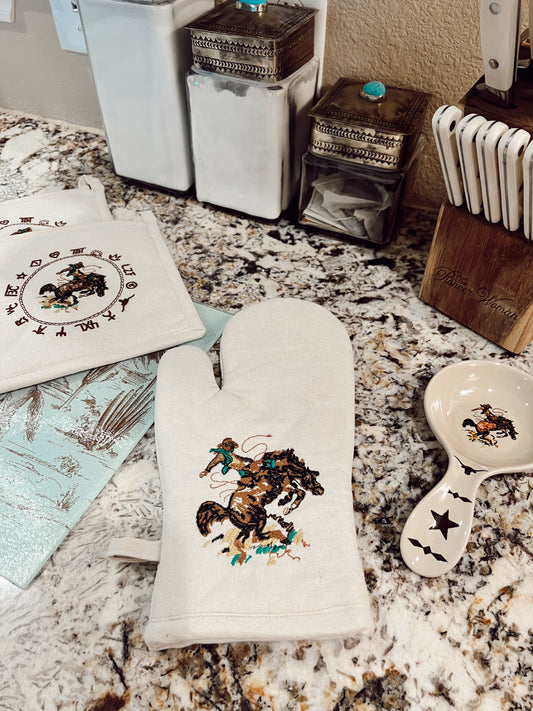The Bronc Oven Mitt -DS