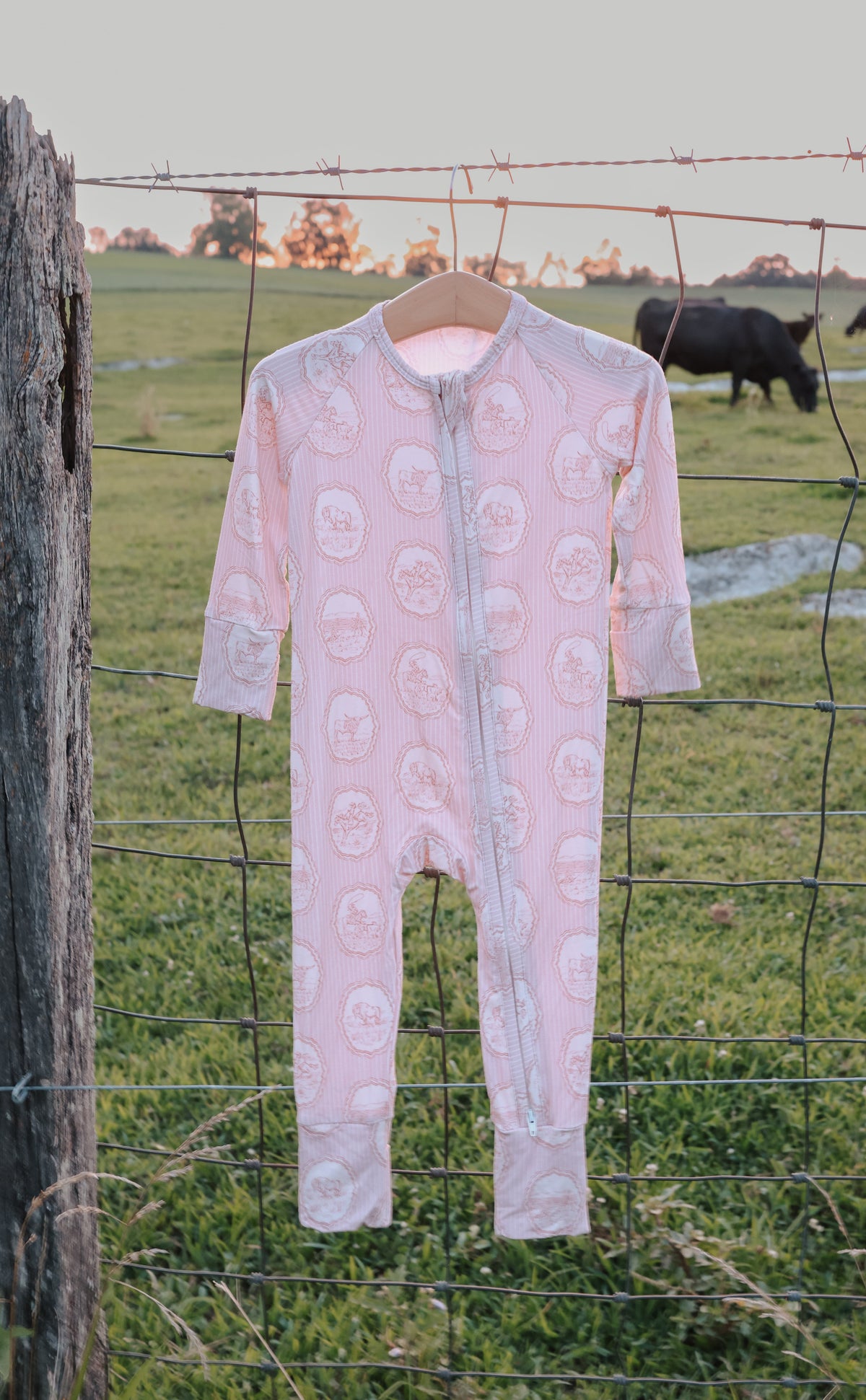 The Cowgirl Western Heirloom Bamboo Sleeper -DS