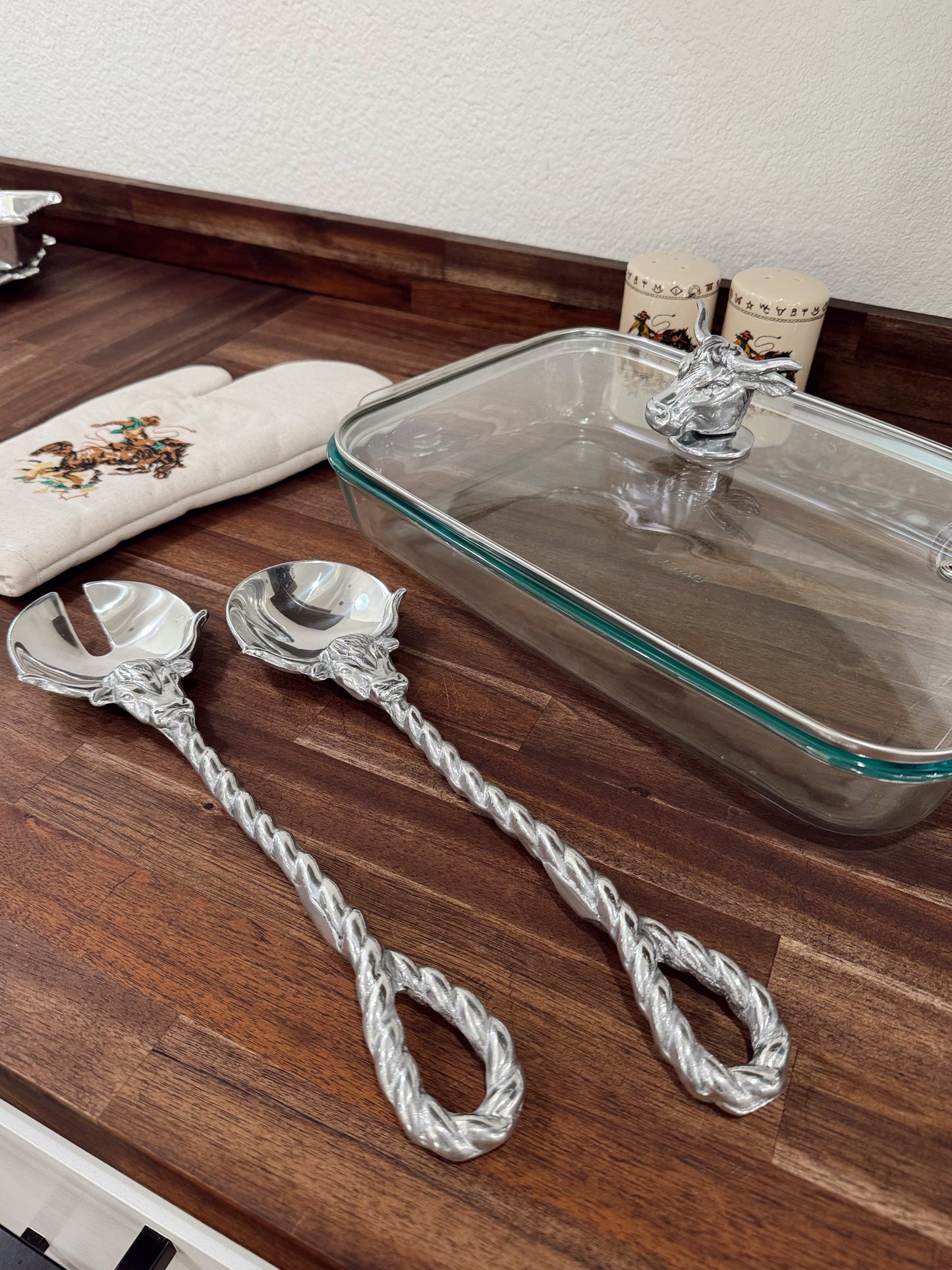 The Longhorn Serving Set -DS