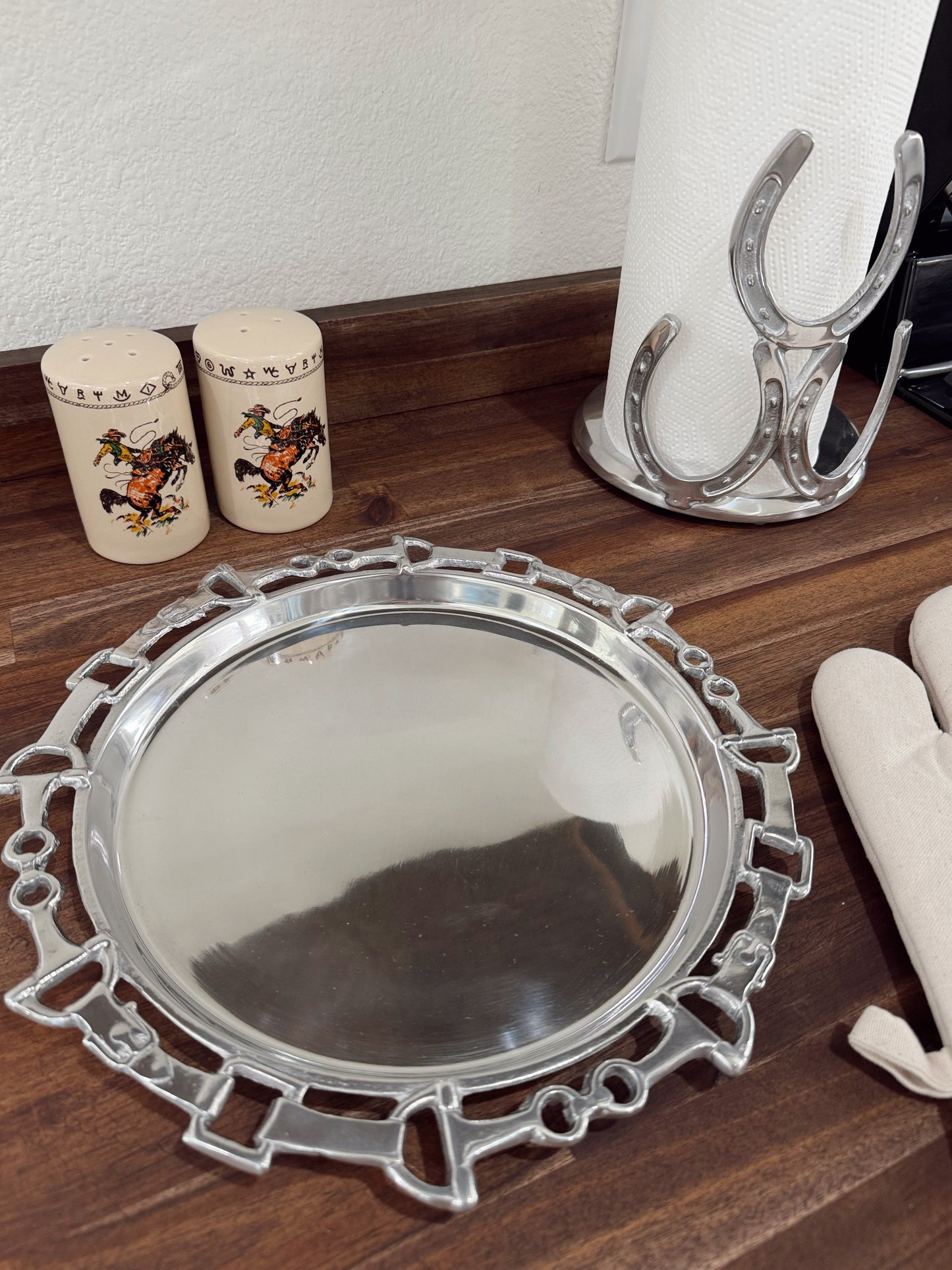 The Bronc Salt & Pepper Shakers -DS