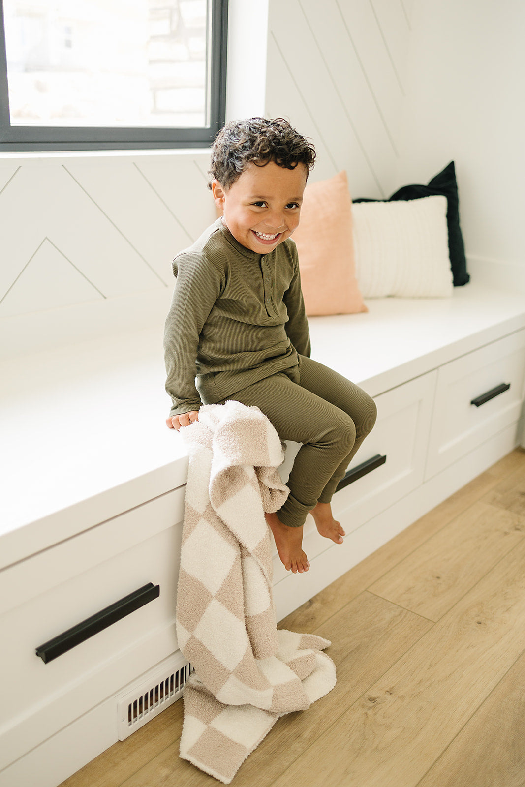 DS- Taupe Checkered Plush Blanket