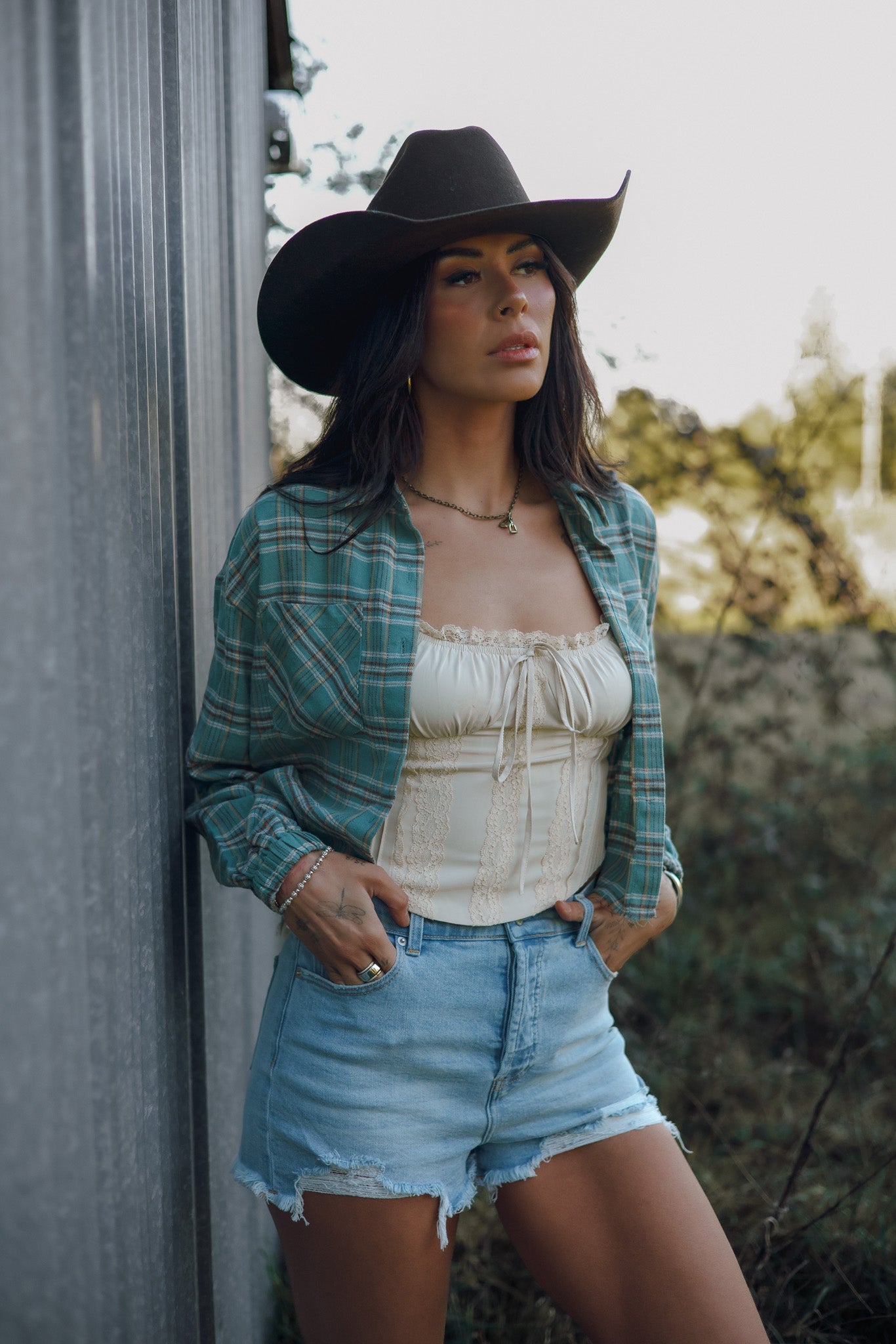 Saylor Distressed Denim Shorts - Light Wash -DS