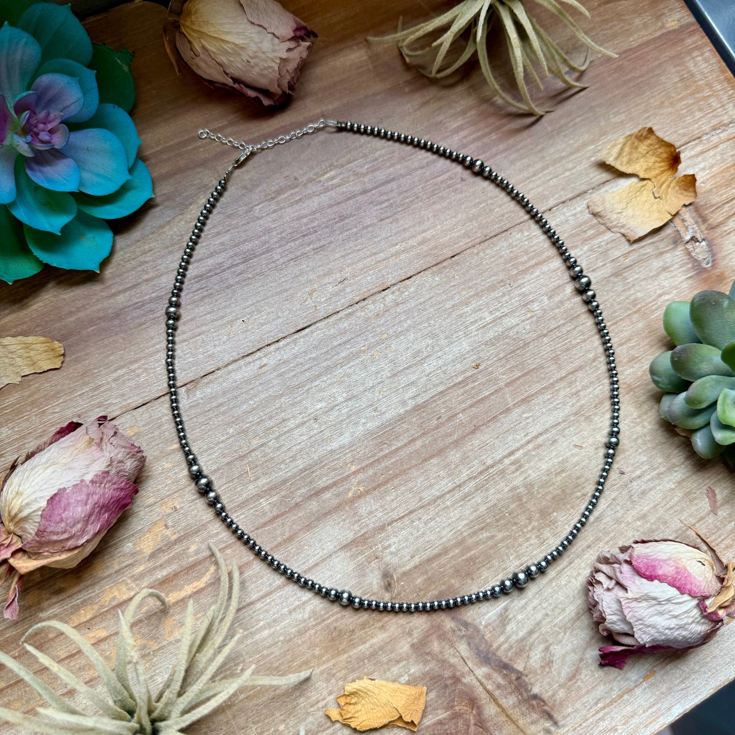 20 inch Graduated Sterling Silver Pearl Necklace -DS