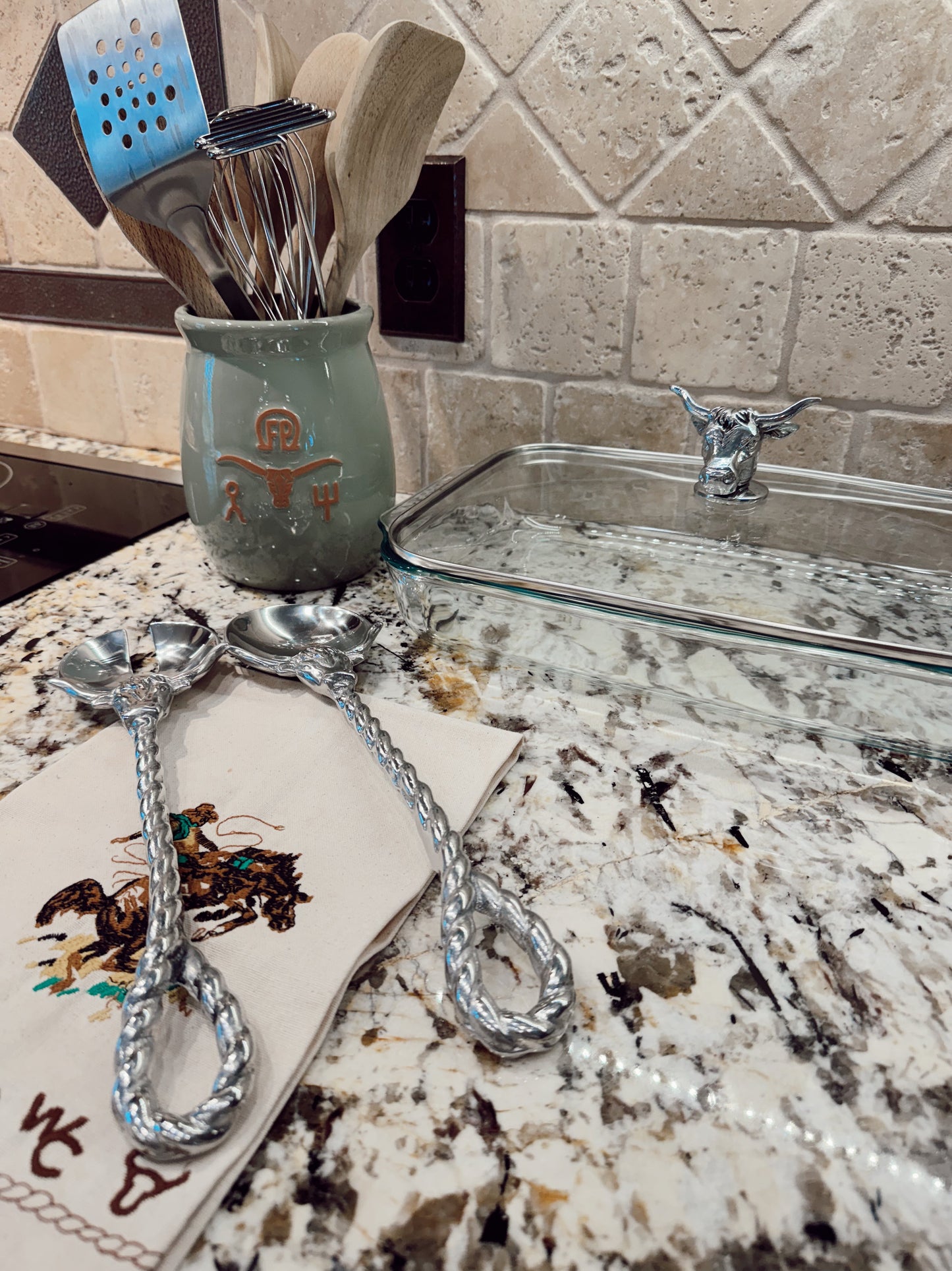 The Longhorn Serving Set -DS