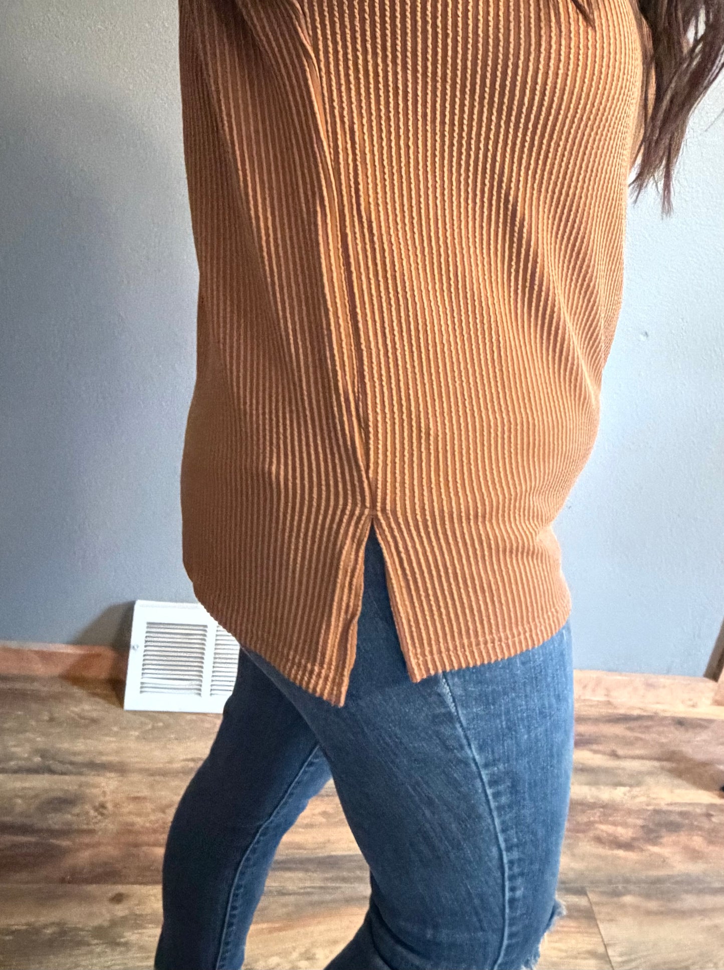 Everyday Knit Textured Exposed Stitching Tee