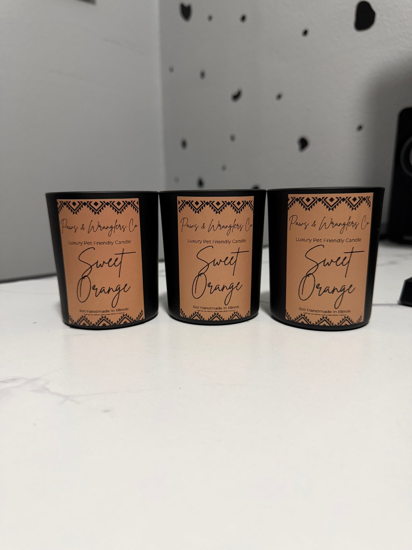 Luxury Pet Friendly 6oz Candle - Sweet Almond