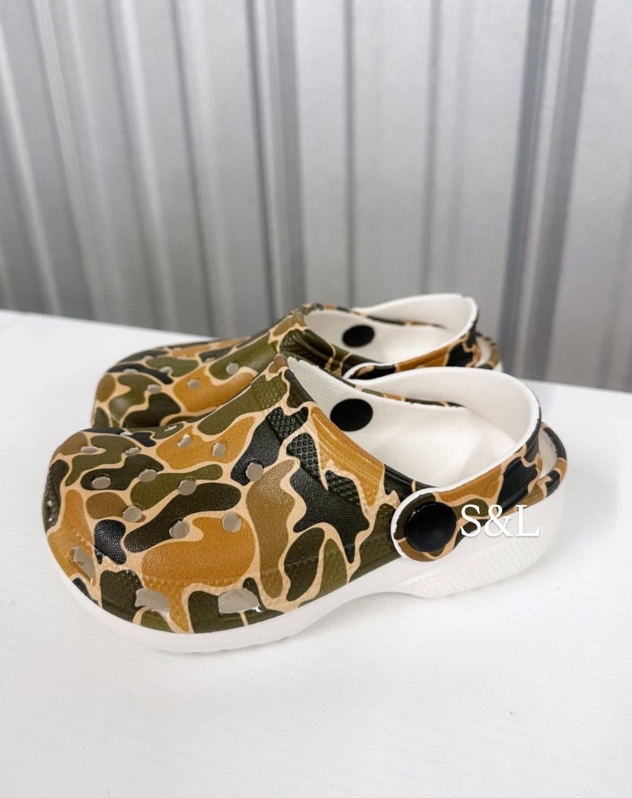 PREORDER- Cutie Clogs