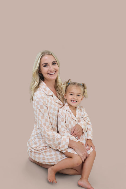 SANDY CHECKERS GIRL'S DREAM GOWN -DS