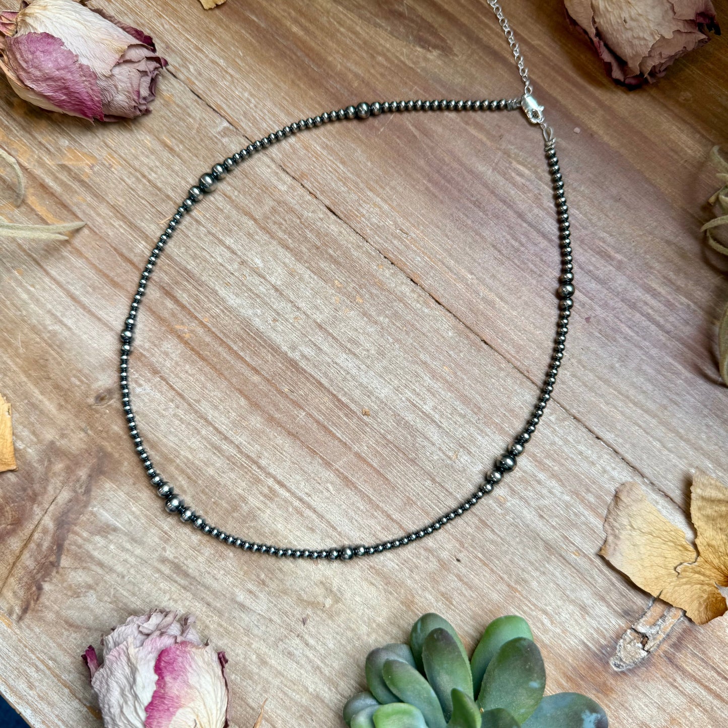 18 inch Graduated Sterling Silver Pearl Necklace -DS