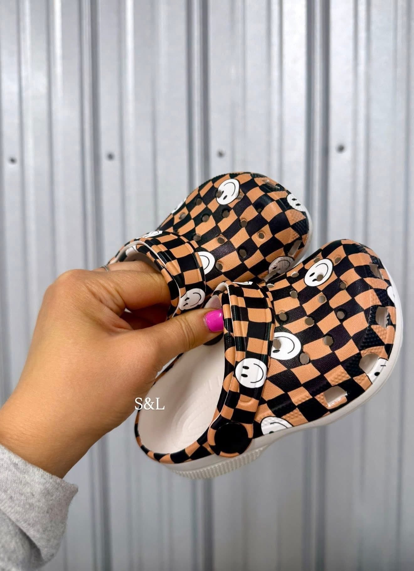 PREORDER- Cutie Clogs