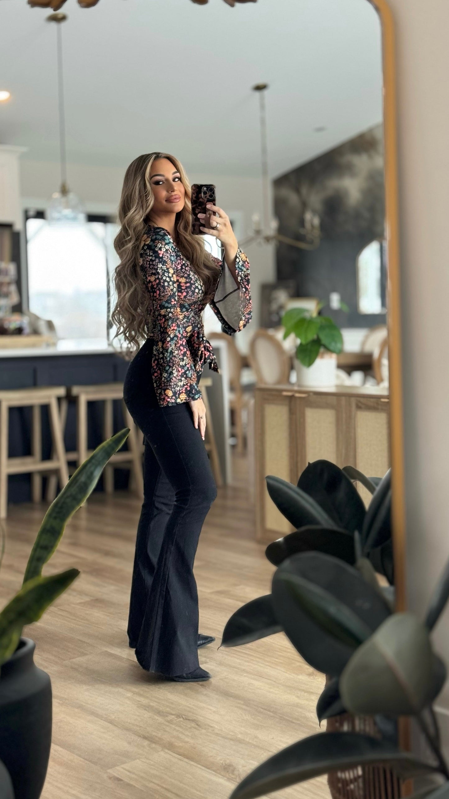 Fiona High Waisted Bell Bottom Flare Jeans - Black -DS