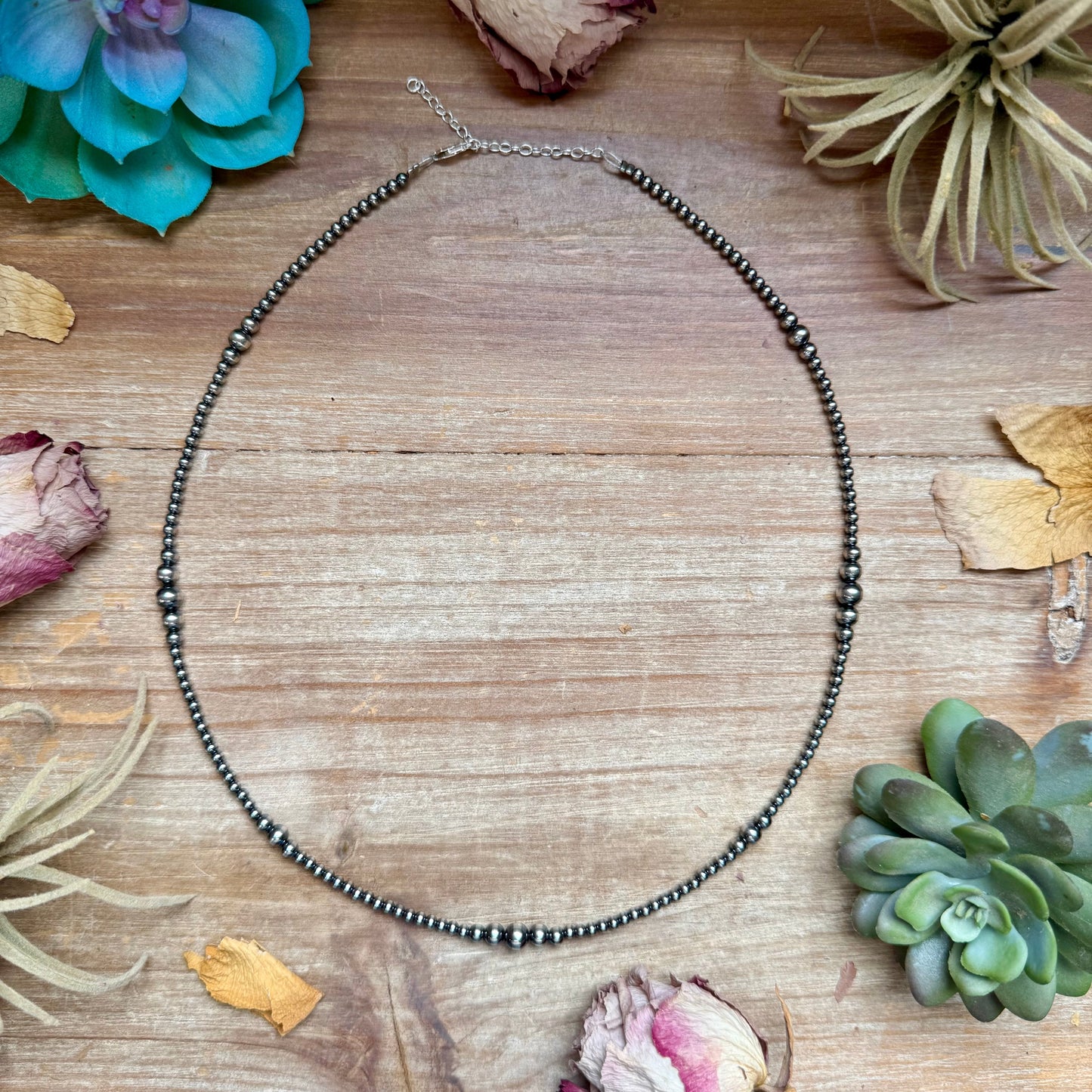 20 inch Graduated Sterling Silver Pearl Necklace -DS