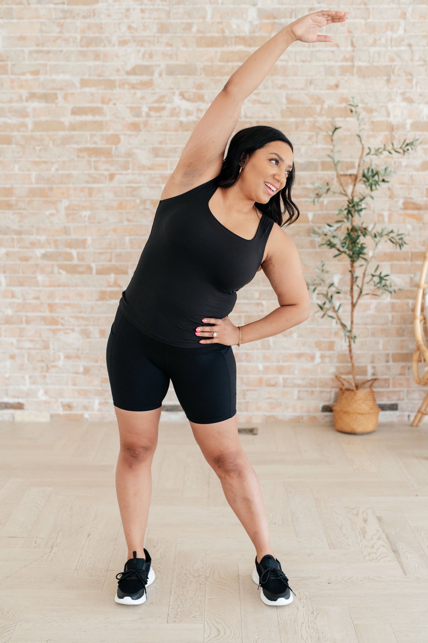 Getting Active Biker Shorts in Black -DS