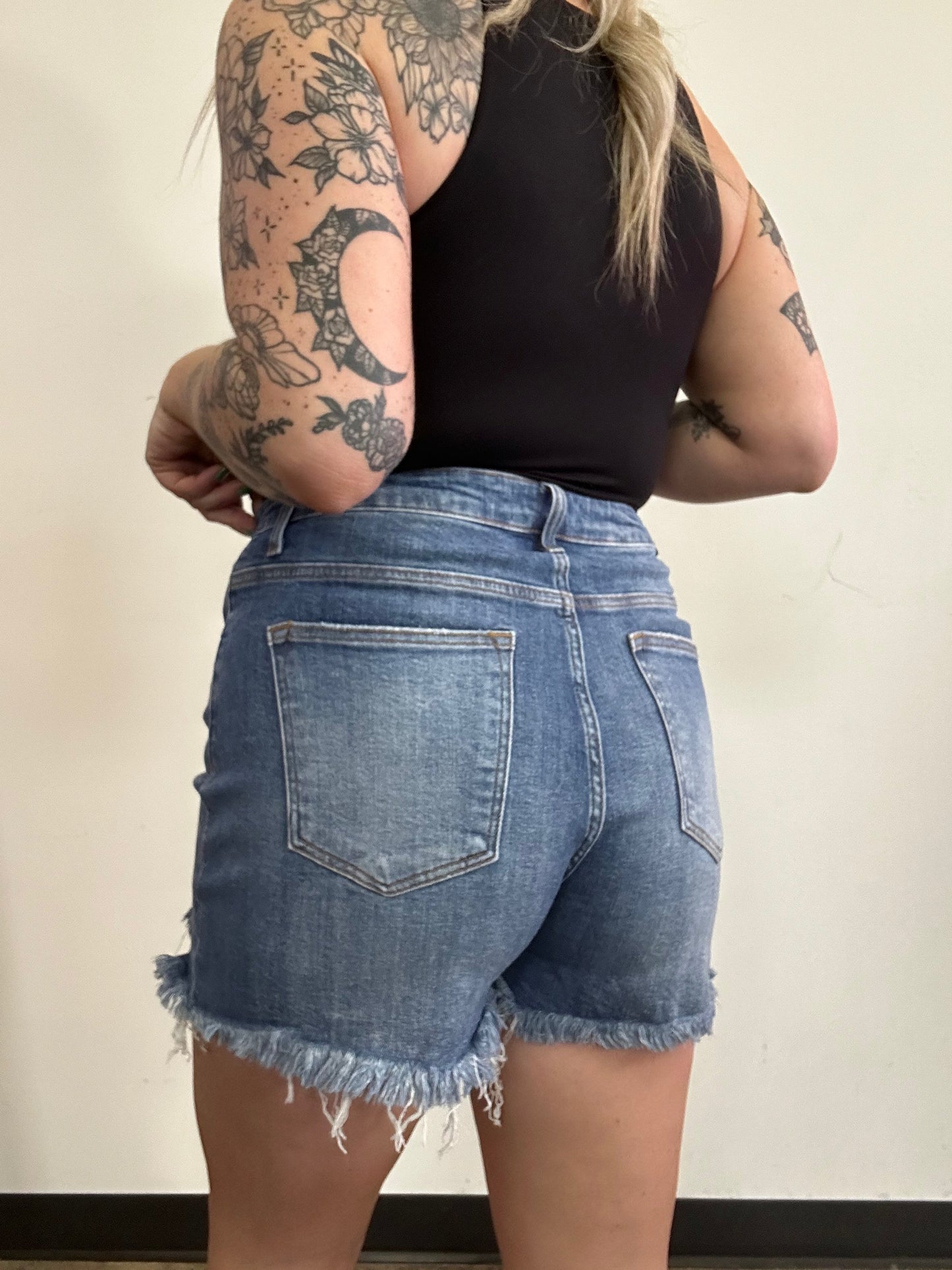 On The Go Distressed Shorts- Medium Wash -DS