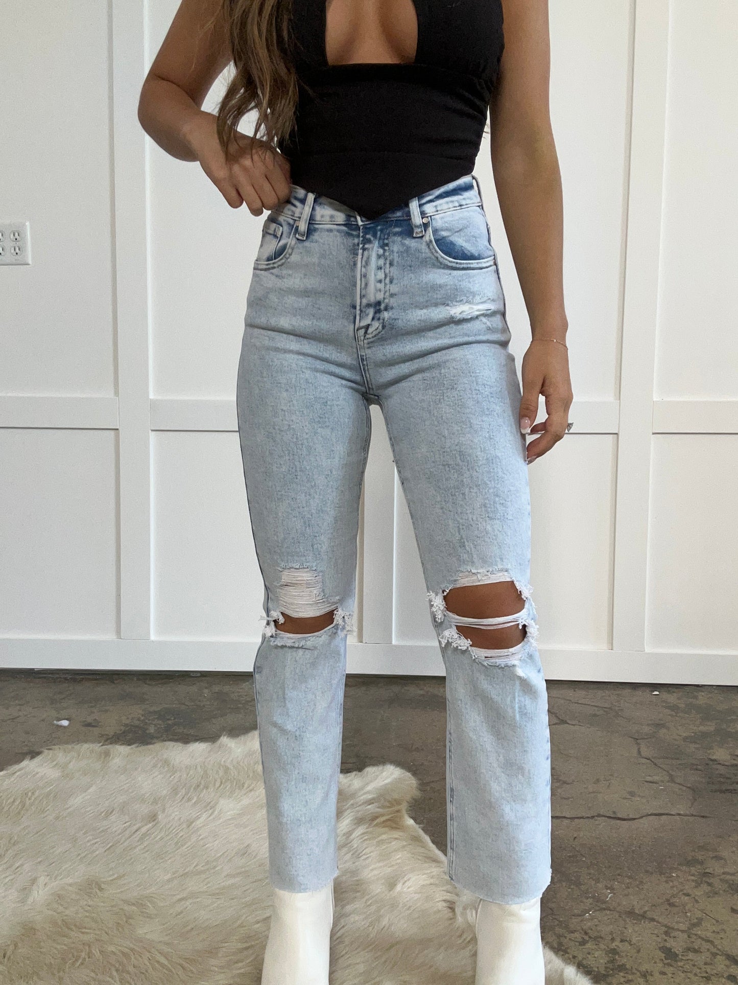 Annie High Rise Crop Straight Jeans -DS