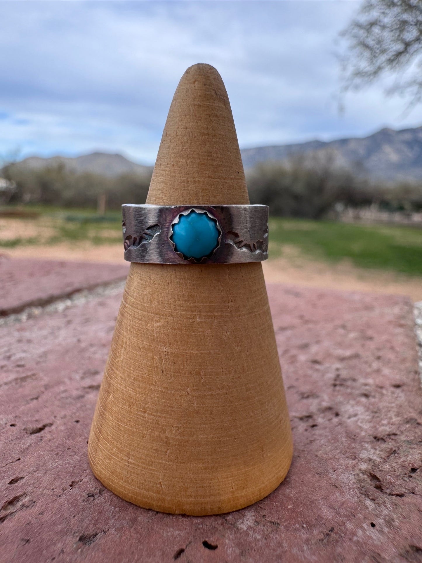 Handcrafted Sterling Silver Kingman Turquoise Band Ring size 5.5 -DS