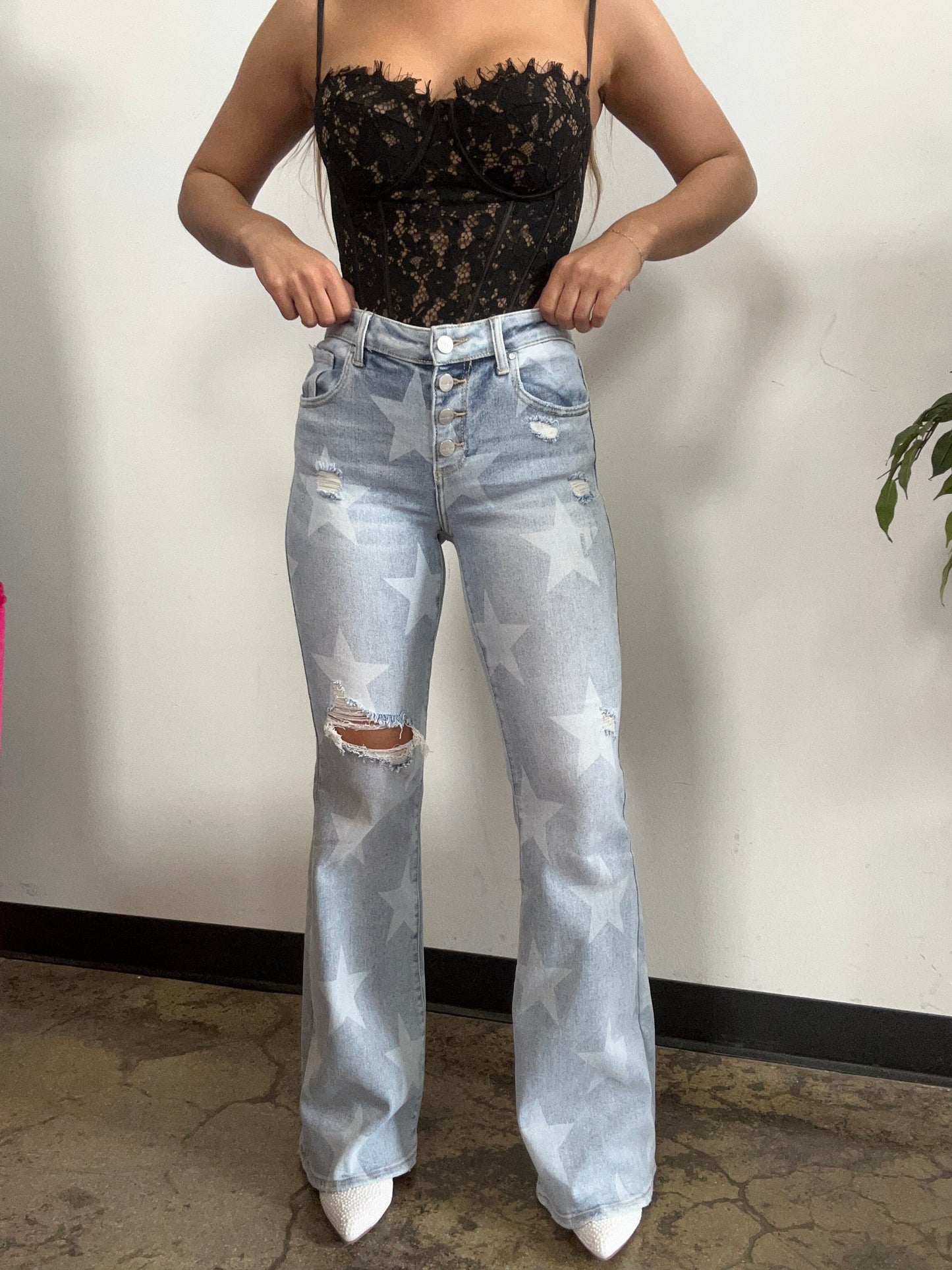 Under The Stars Mid-Rise Flare Jeans -DS