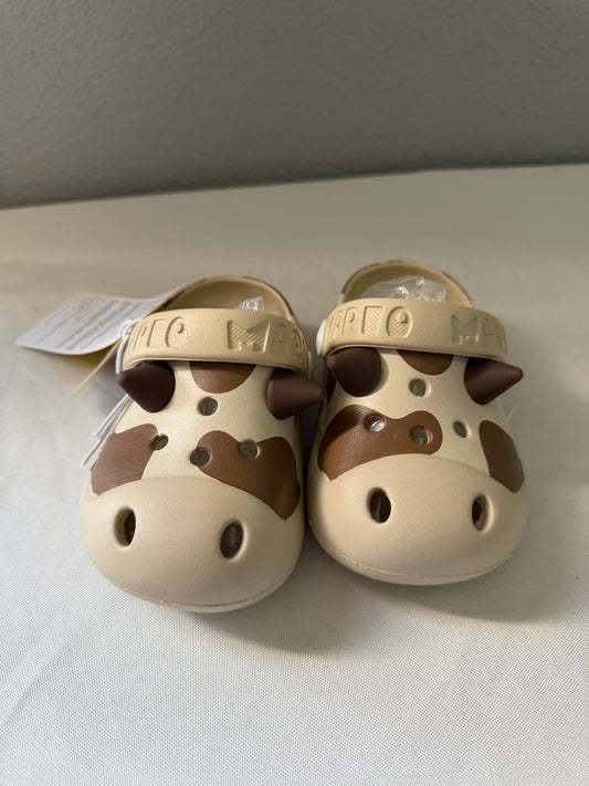 Moo Moo Crocs - Size 7C