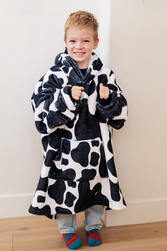 Kids Oversized Hoodie Blanket in Cow -DS