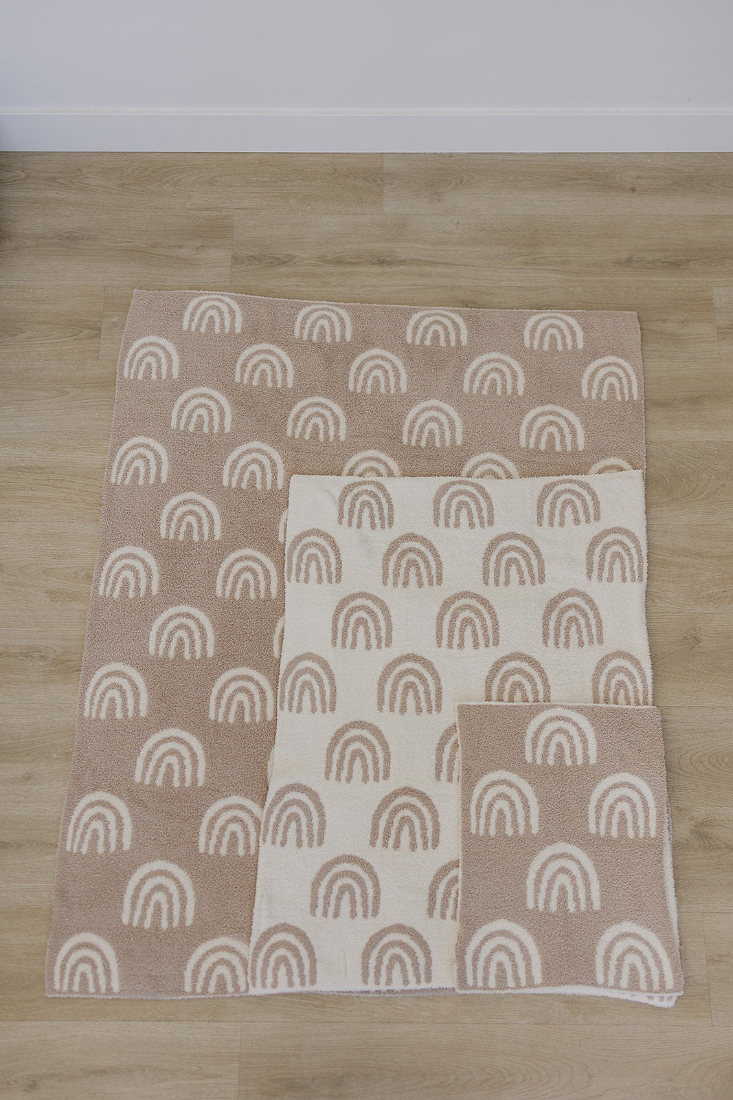DS- Taupe Rainbow Plush Blanket