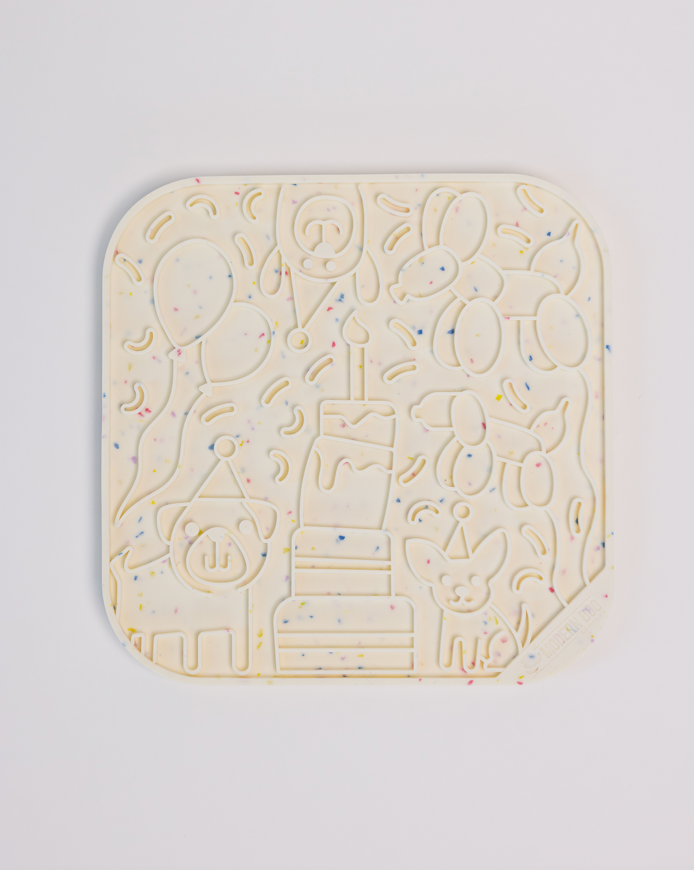 The Modern Dog Co. - It's a Birthday Pawty Lick Mat -DS