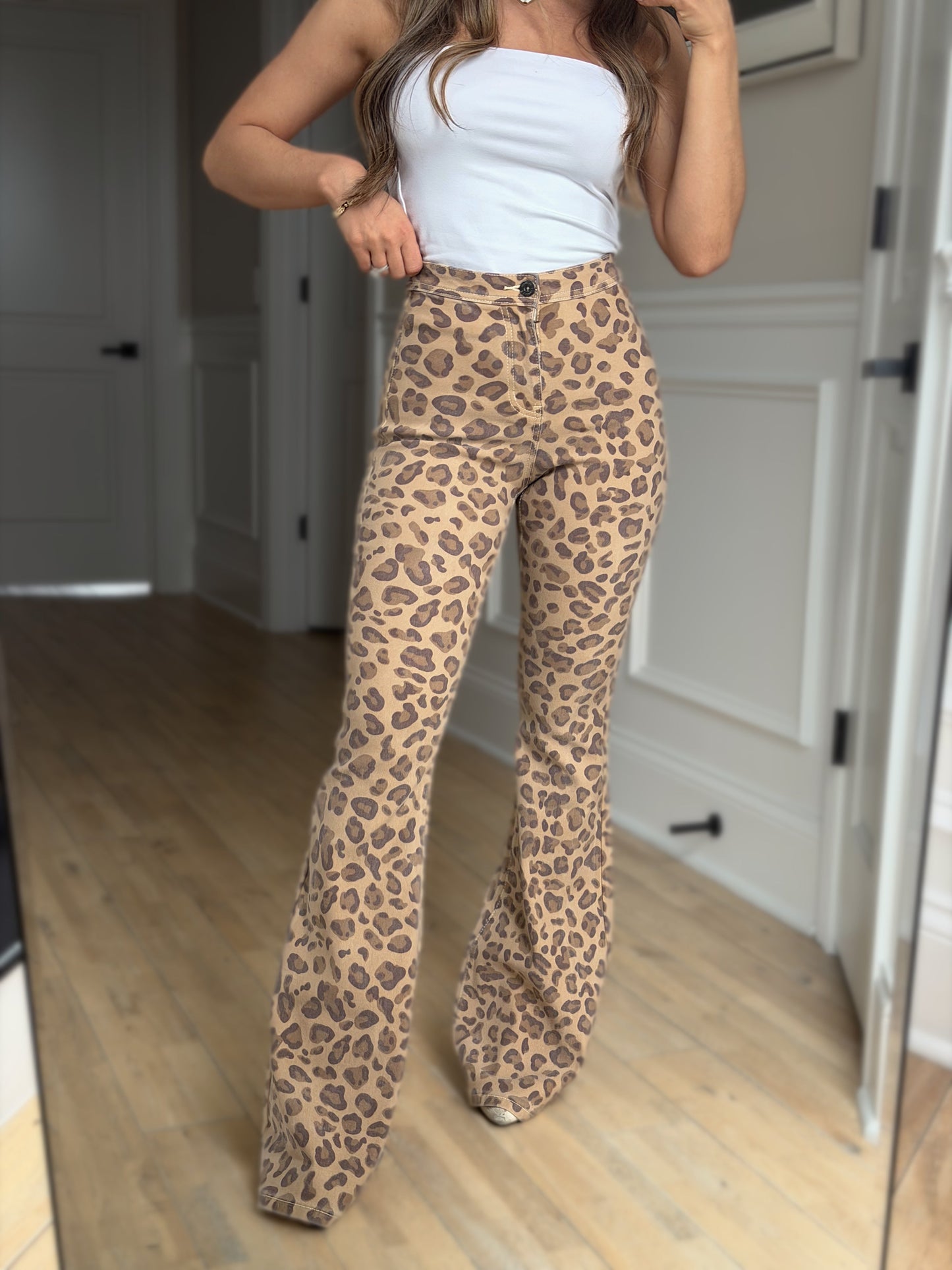Fiona High Waisted Bell Bottom Flare Jeans - Light Brown Leopard -DS