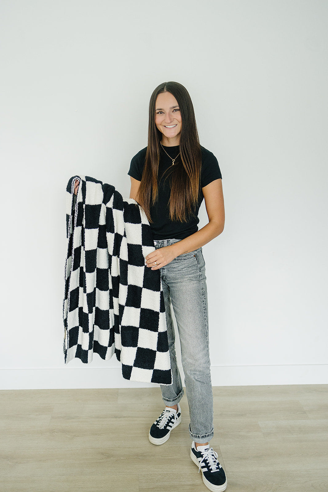 DS- Black + White Checkered Plush Blanket