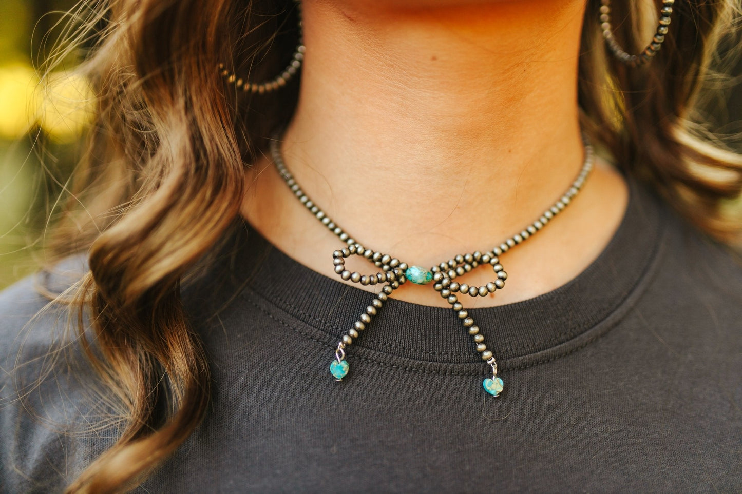 Silver Pearls Bow Necklace -DS